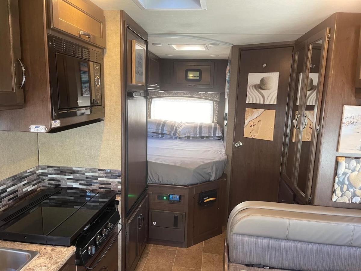 Aj-Xl Rv Rental 洛杉矶 外观 照片